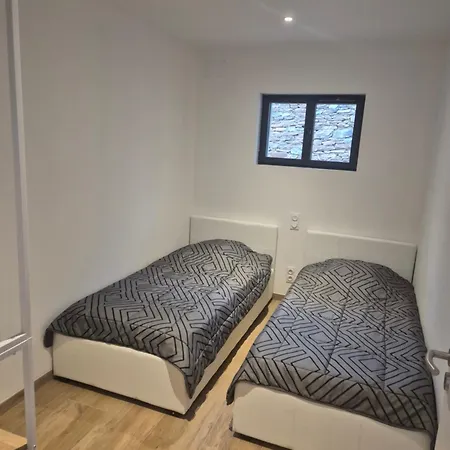 Rez De Avec Piscine Privee, Wifi, Jardin Cloture Apartament *