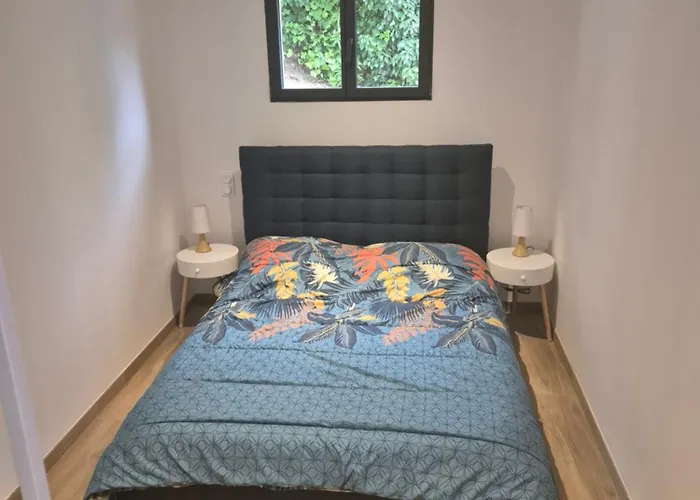 Rez De Avec Piscine Privee, Wifi, Jardin Cloture Penta di Casinca